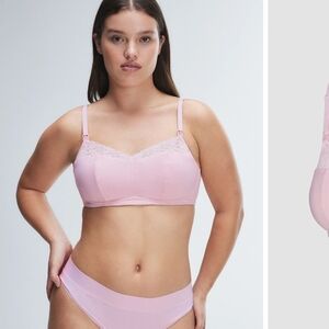 Savage X Fenty Soft Pink Lace Bralette